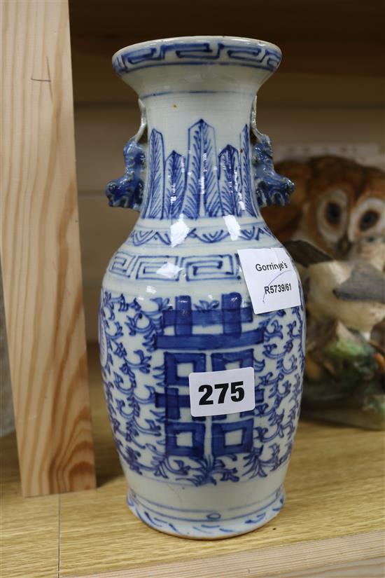 A 19th century Chinese blue and white vase height 25cm